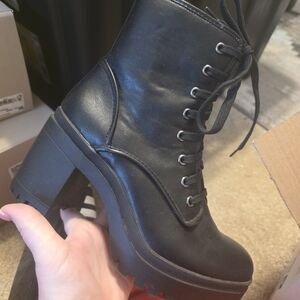 Lulus RAINA - Black Chunky Heel Lace-Up Boots